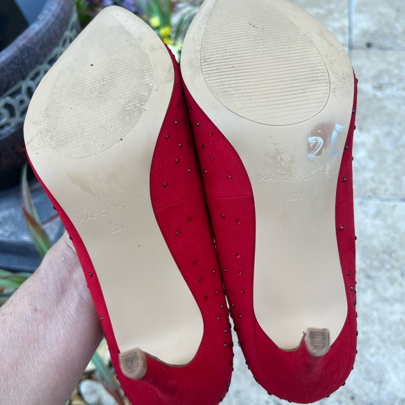 MARC FISHER Darrena Jeweled Velvet Red Heels 8.5 - Picture 14 of 14